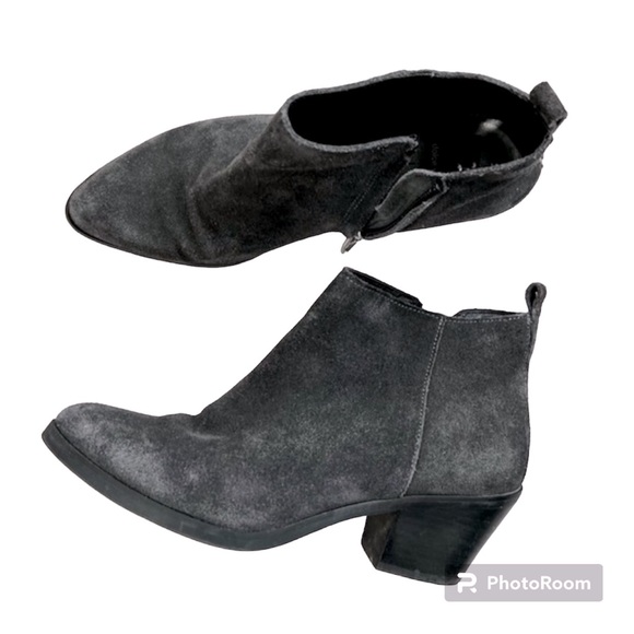 Vince Camuto boots - Picture 4 of 11